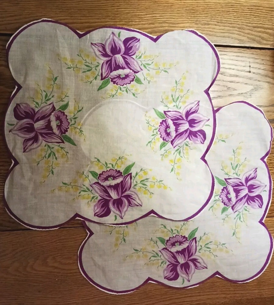 2 Vintage Ladies Hankies -Pretty Purple Irises. 11 X 11.5 in. Nice Condition.