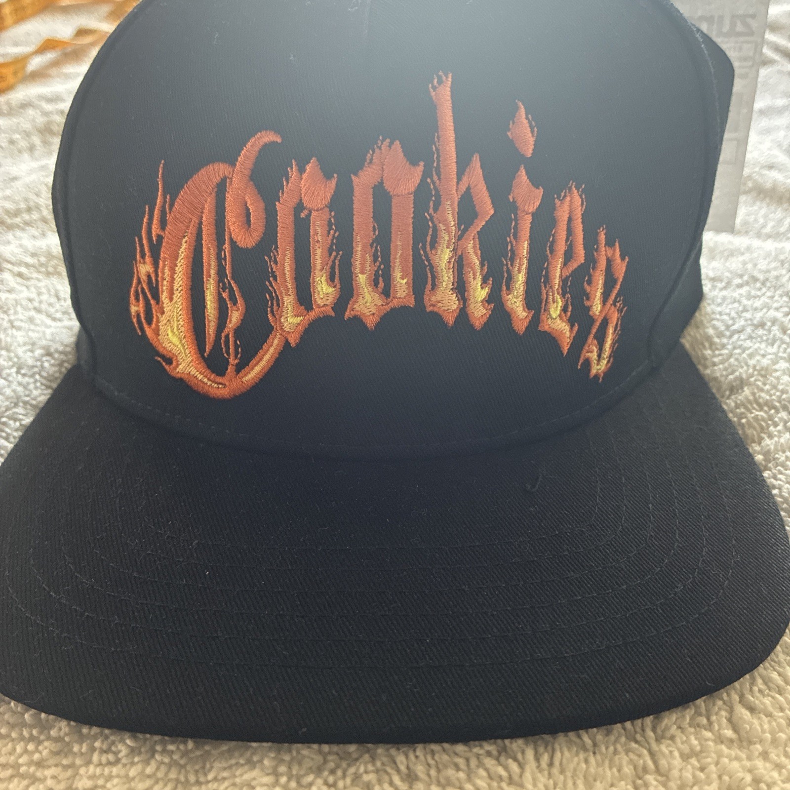 Cookies World On Fire Snapback Hat Black Flame Logo Adjustable Cap Zumiez NWT
