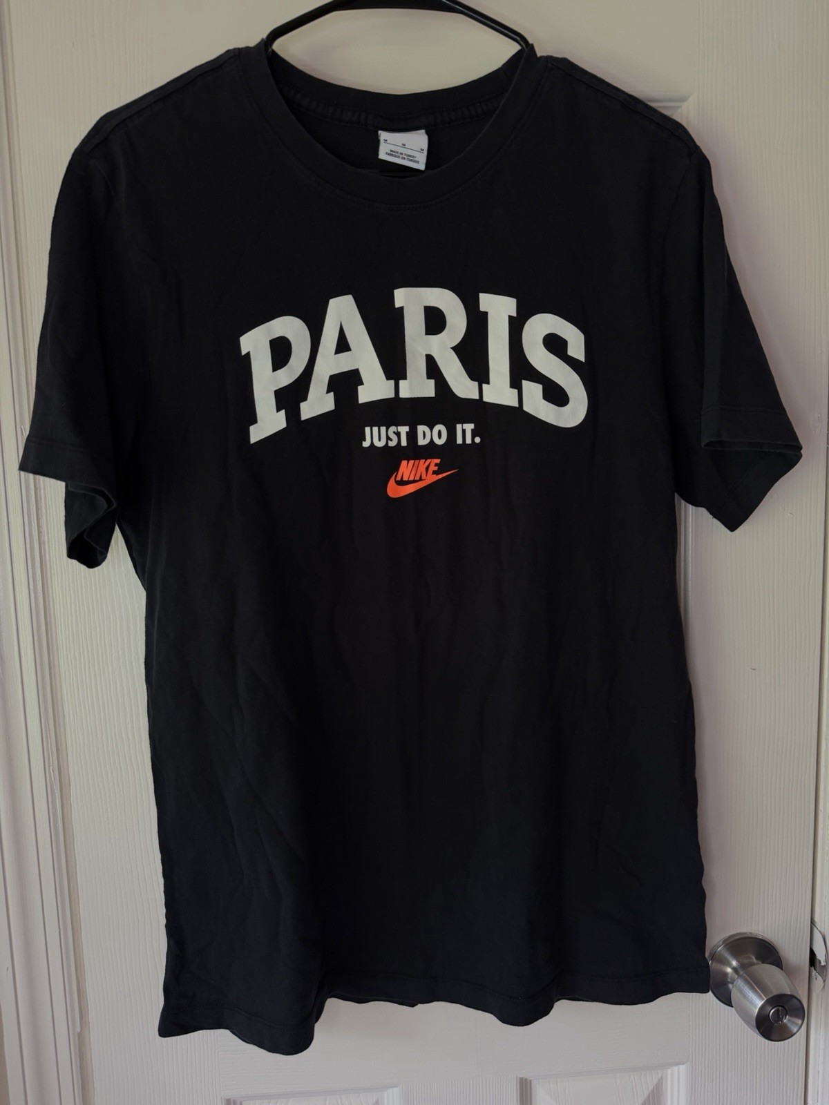 Nike Paris Just Do It Graphic Short Sleeve T-Shirt Black
