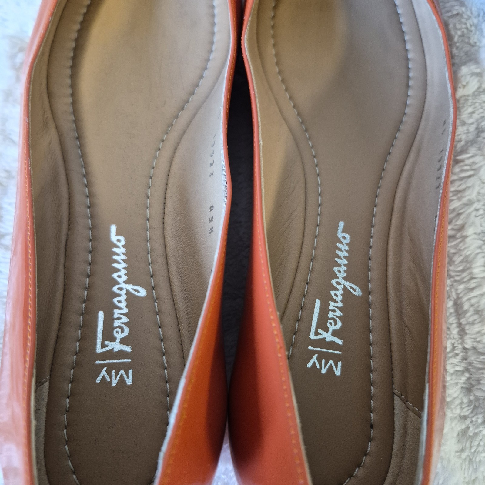 Salvatore Ferragamo My Cherie Ballet Flats Orange Patent Leather Bow Size 8.5 M