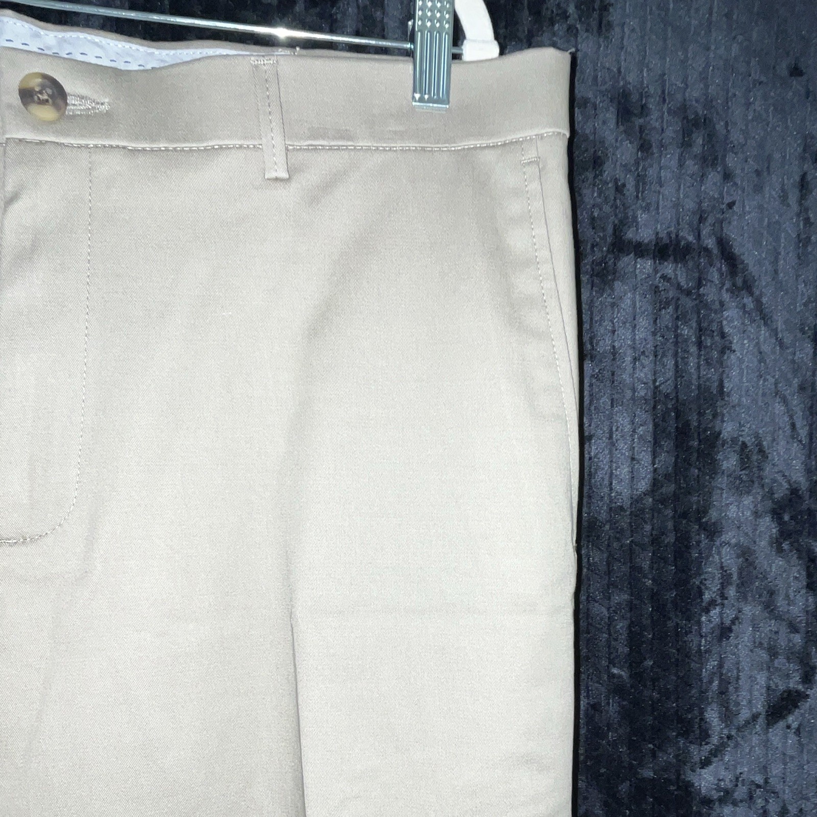 Haggar Iron Free Premium Khaki Straight Fit Flat Front Khakis 38W Khaki