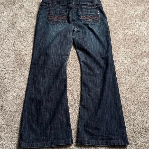 CONTRAST PETITES INDIGO SLUB BOOTCUT DENIM