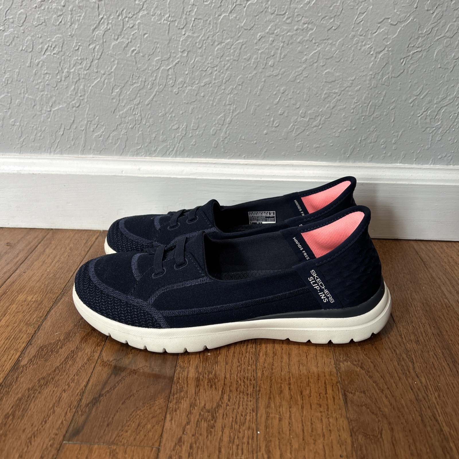 Skechers On The Go Flex Top Notch Slip Ins Shoes Women’s Size 5.5 Navy Blue