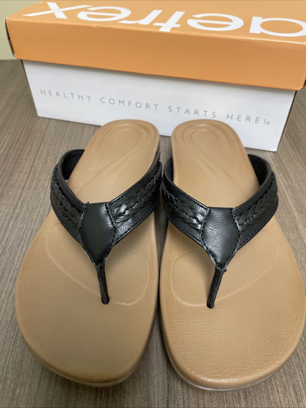 Aetrex Black Woven Thong Sandals Emmy AE680 NIB Size 7