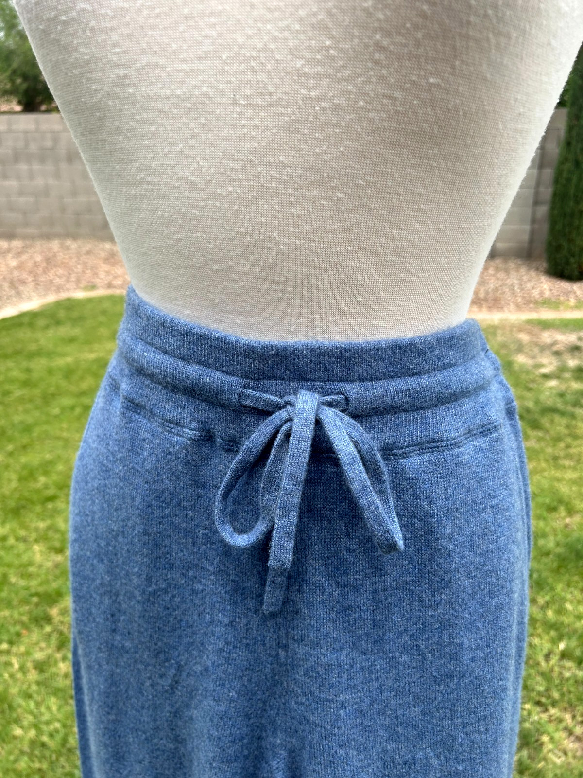 Van Winkle & Co Cashmere 2 PC Lounge Set Womens L Baltic Blue $276 Luxurious NWT