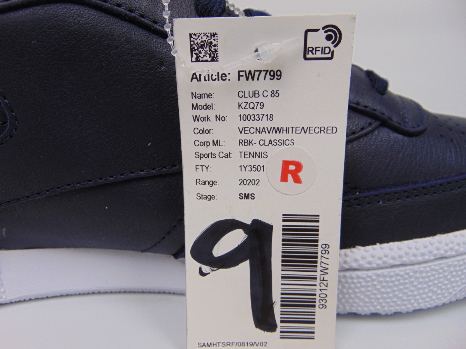 NEW! Reebok Club C 85 Casual Classic Sneakers Men’s Size 9.0 M Blue Navy Leather