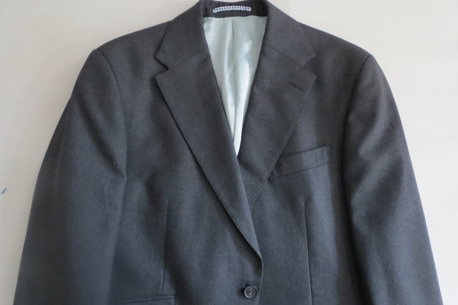 Charles Tyrwhitt Yorkshire Worsted woven in England Halfcanvas slimfit suit 42 R