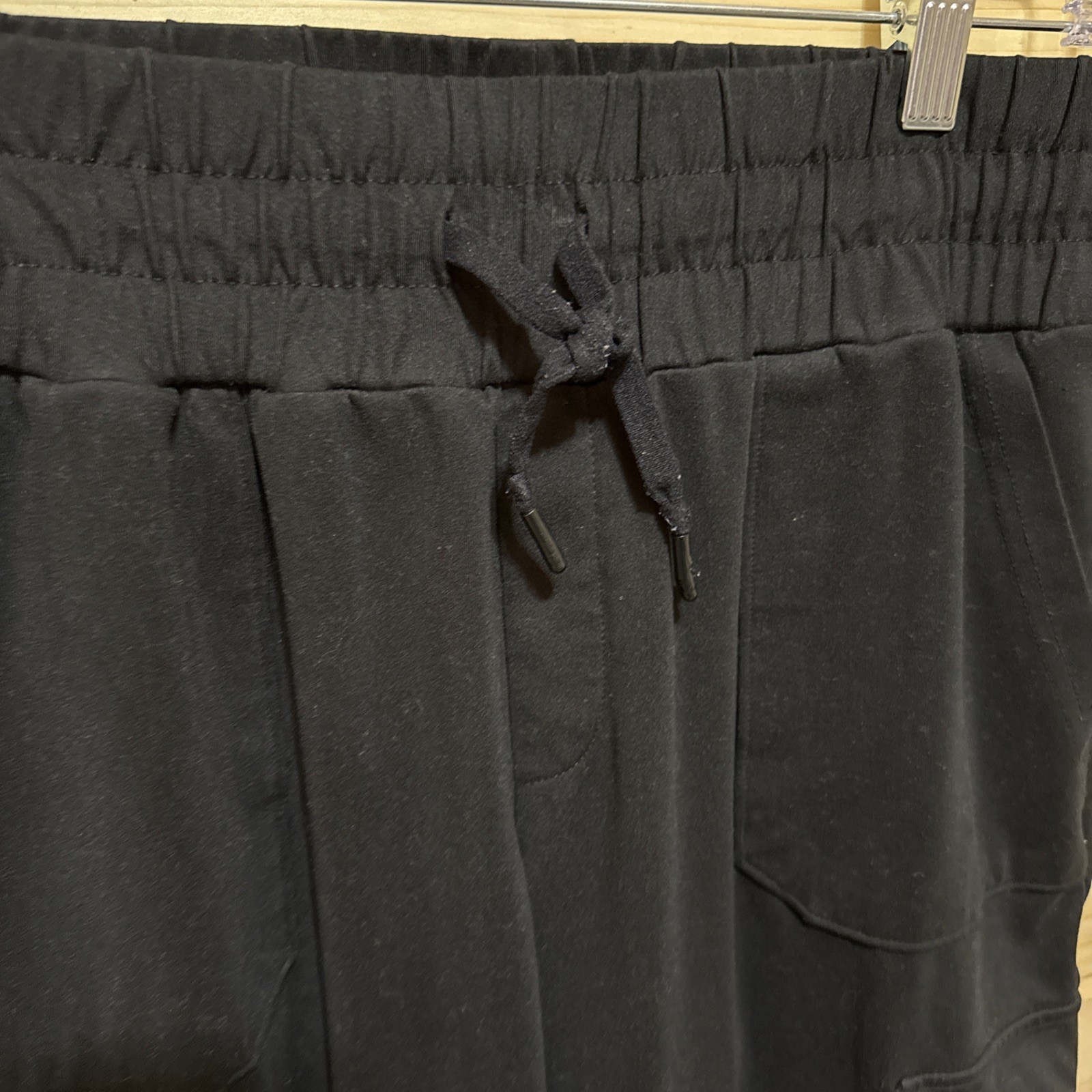 Mondetta Athleisure Utility Cargo M Black Stretch Jogger Pants Y2K Preppy Yoga