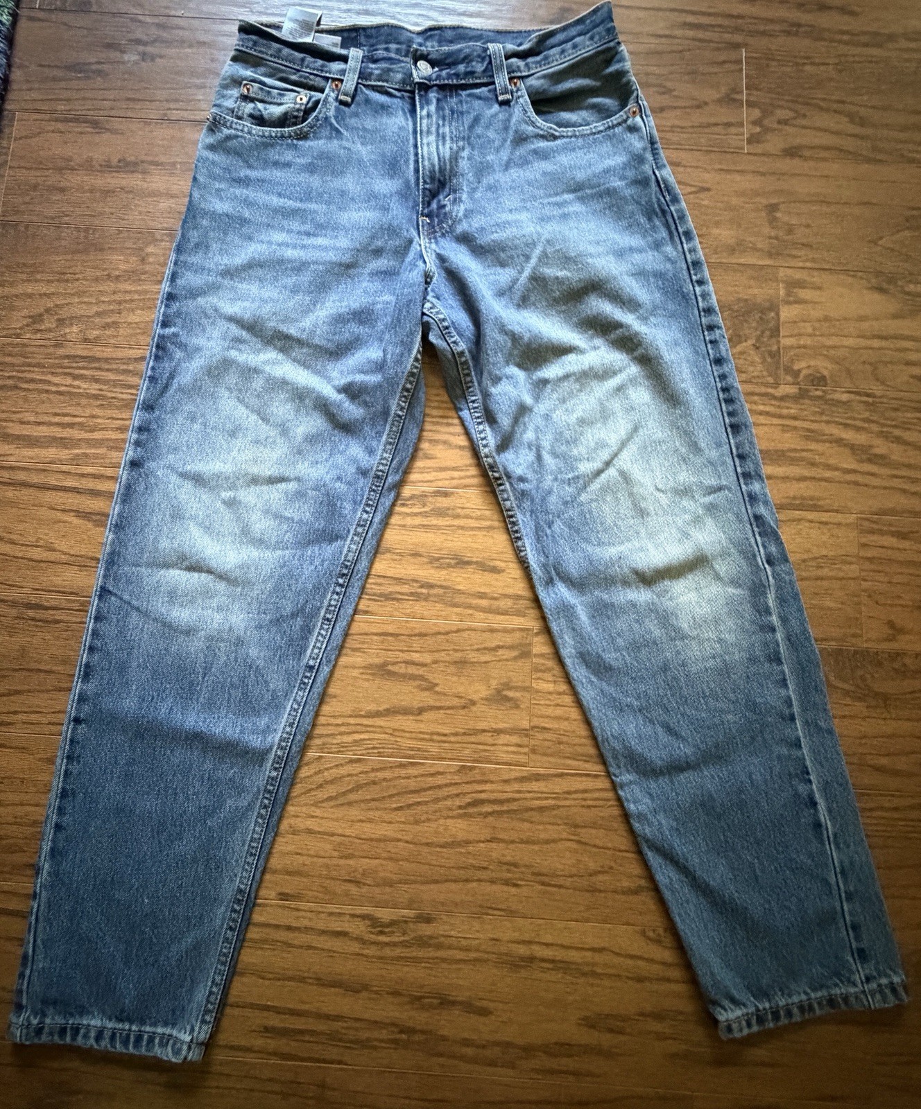 Levi’s 550 ’92 Relaxed Taper Jeans Men’s W30 L30 Medium Washed Straight Legs C18