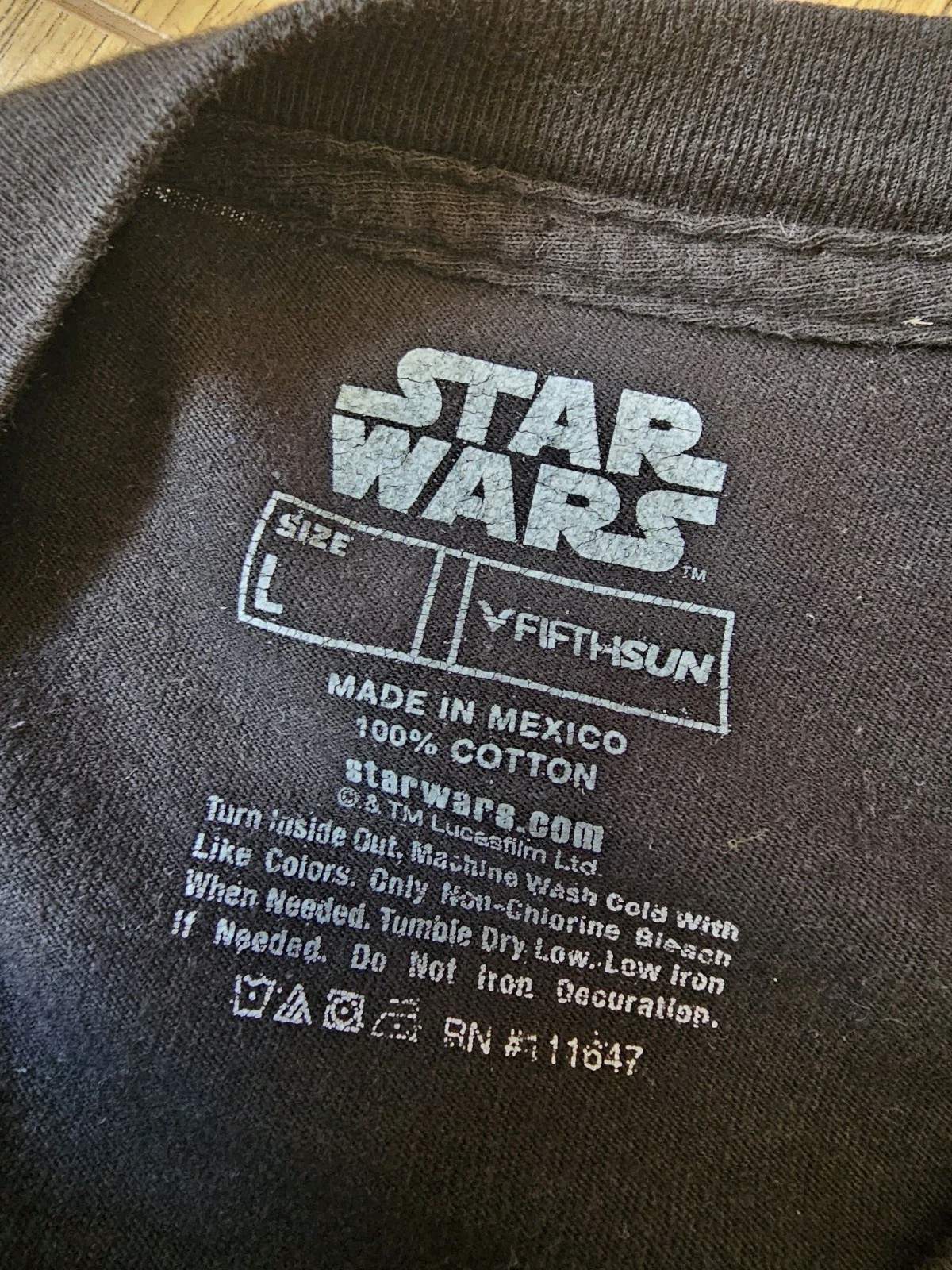 Star Wars The Mandalorian Grogu T Shirt Black Size Large Graphic Tee