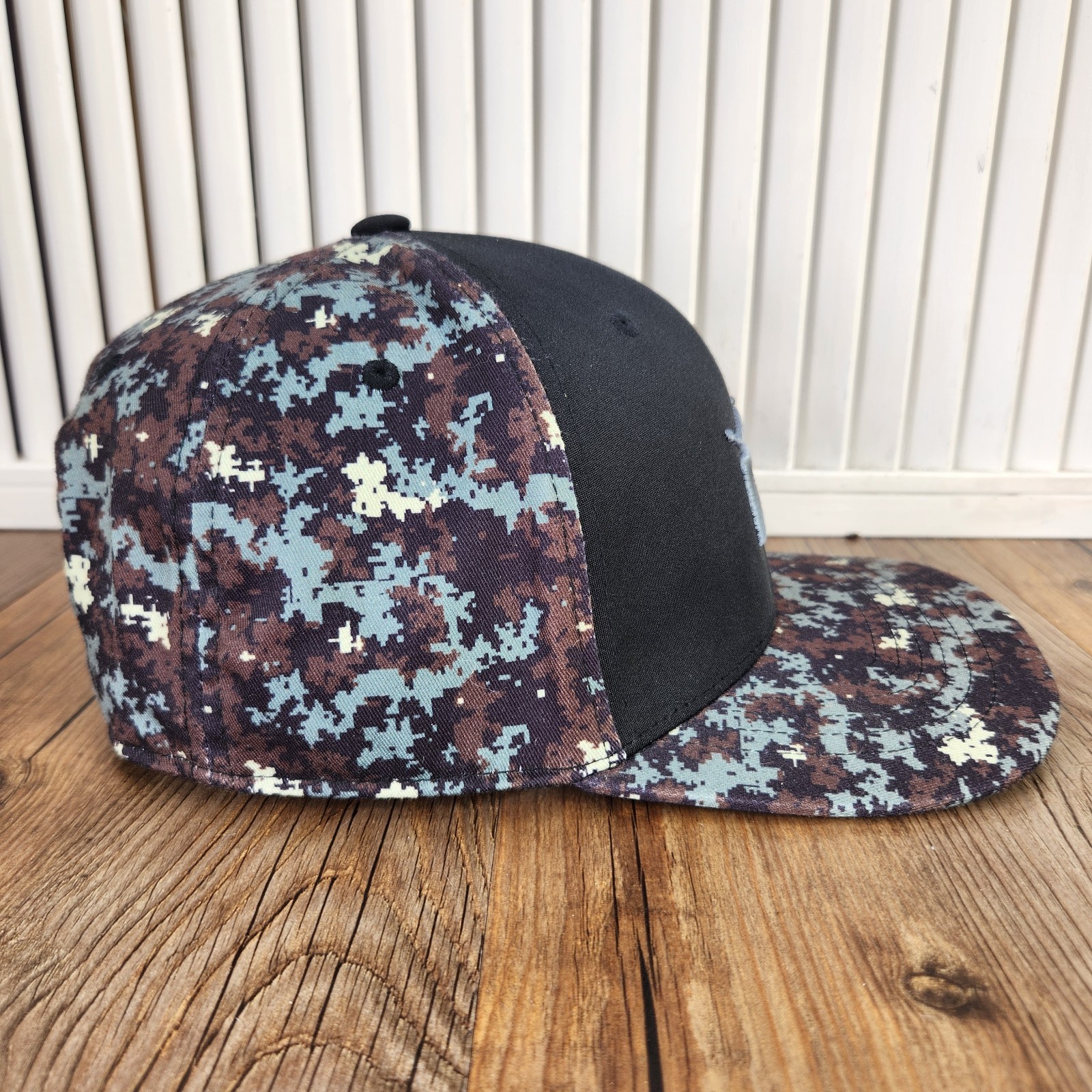 Cobra Puma Golf Digi Camo Flexfit 110 Snapback Hat Cap Black Brown Adjustable