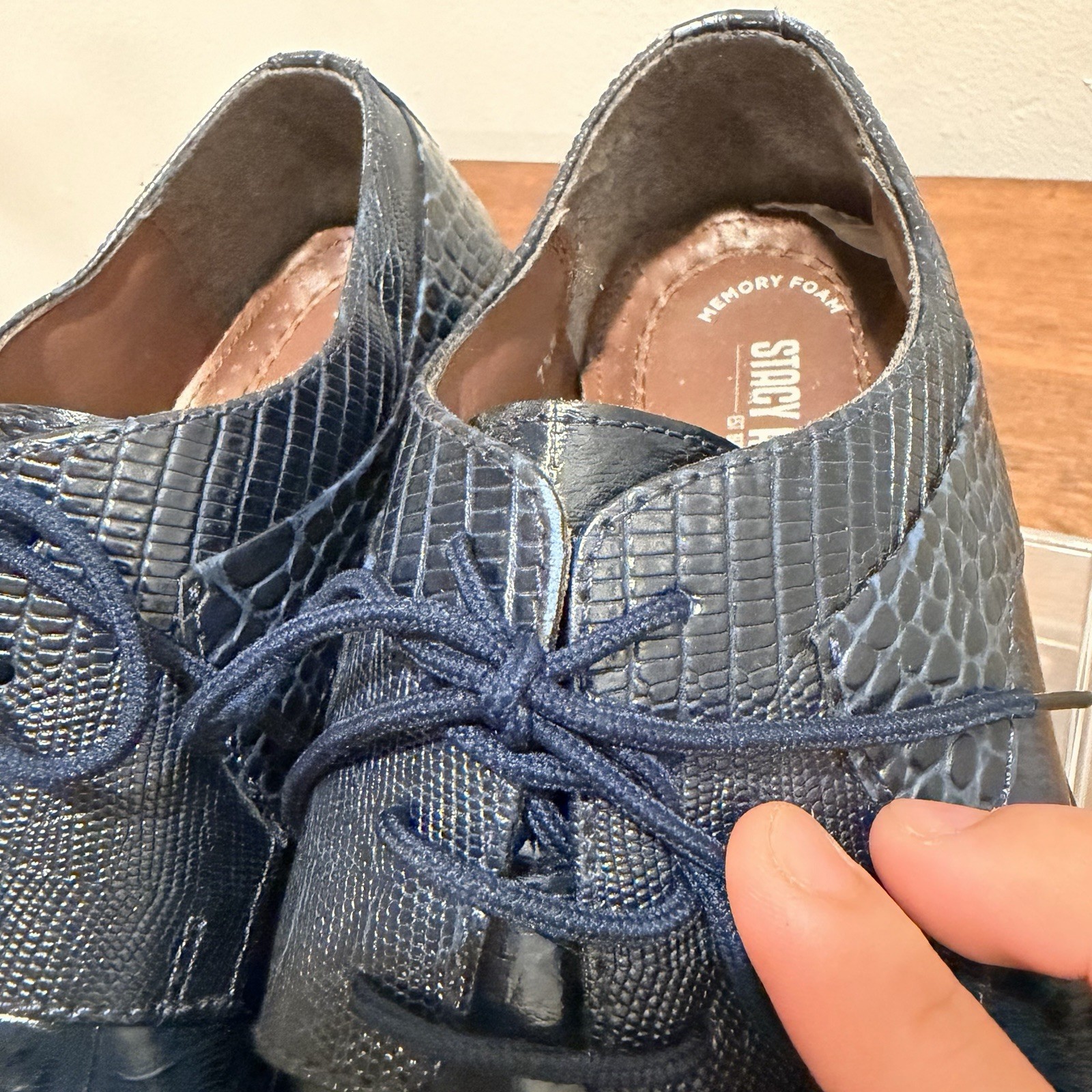 Stacy Adams Men’s SIZE 7.5 Blue Croc-Embossed Leather Derby Dress Shoes 24985