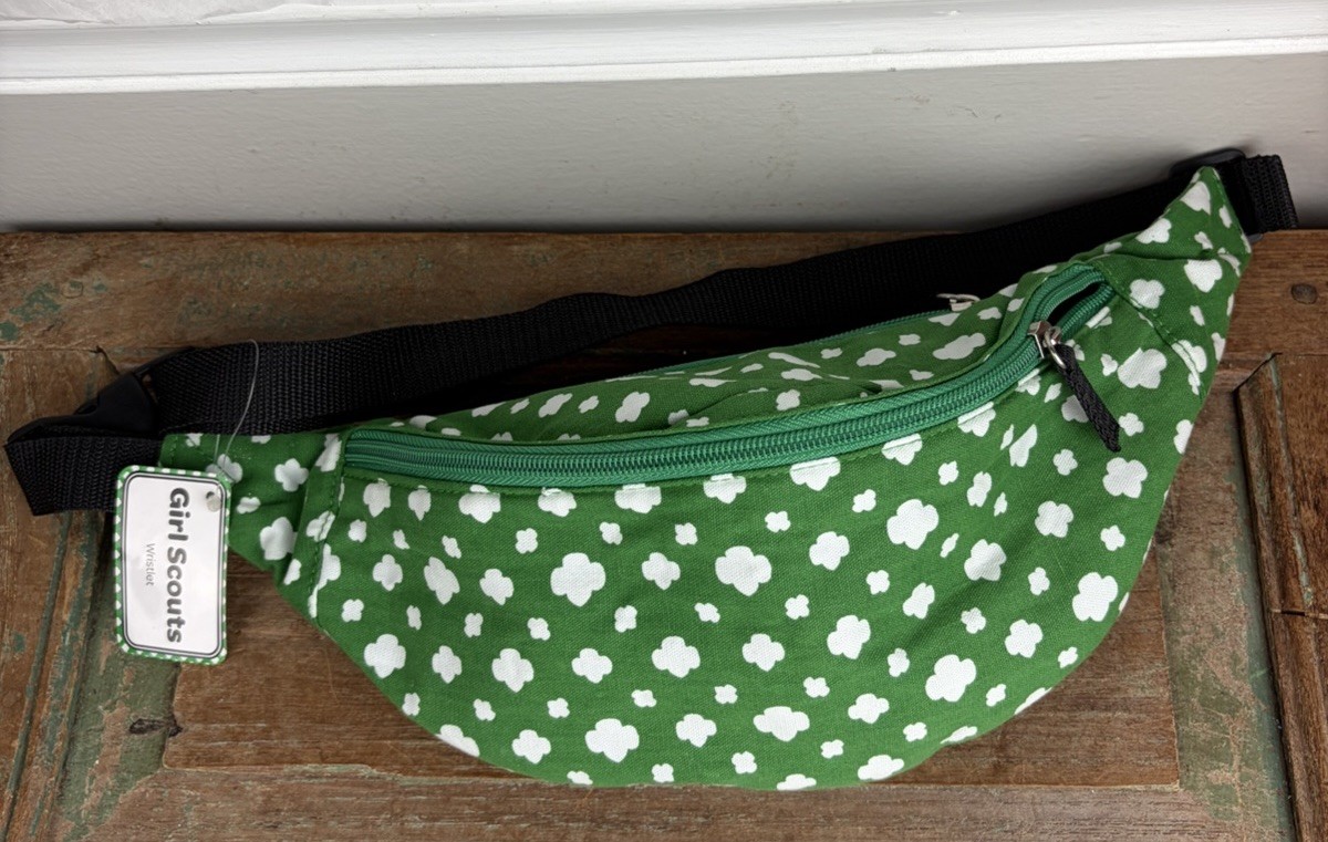Green 4 Leaf Clover Fanny Pack Girl Scouts Pouch Bag NWT New Scouting