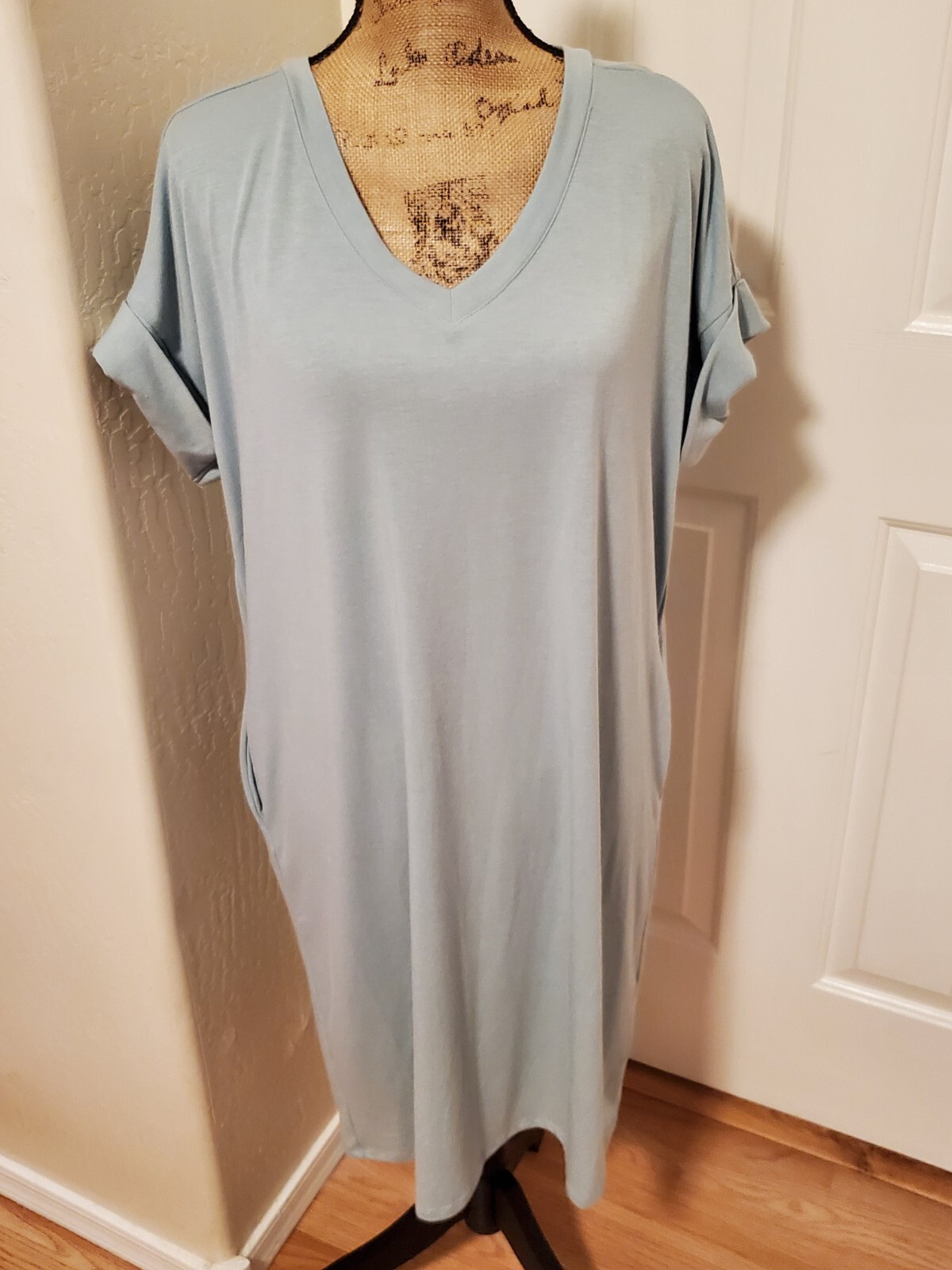 Sage Brush Trading Co. Women’s L Sage Green Short Sleeve Knit Shift Dress NEW