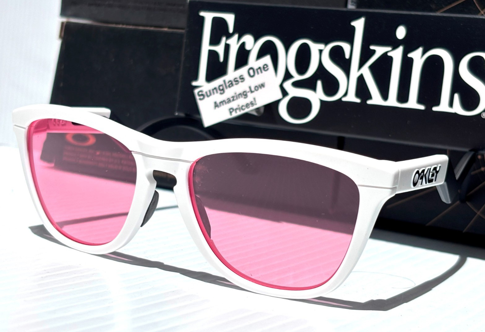 Oakley FROGSKINS HYBRID Matte White GALAXY HD Pink Lens Sunglass 9289-08