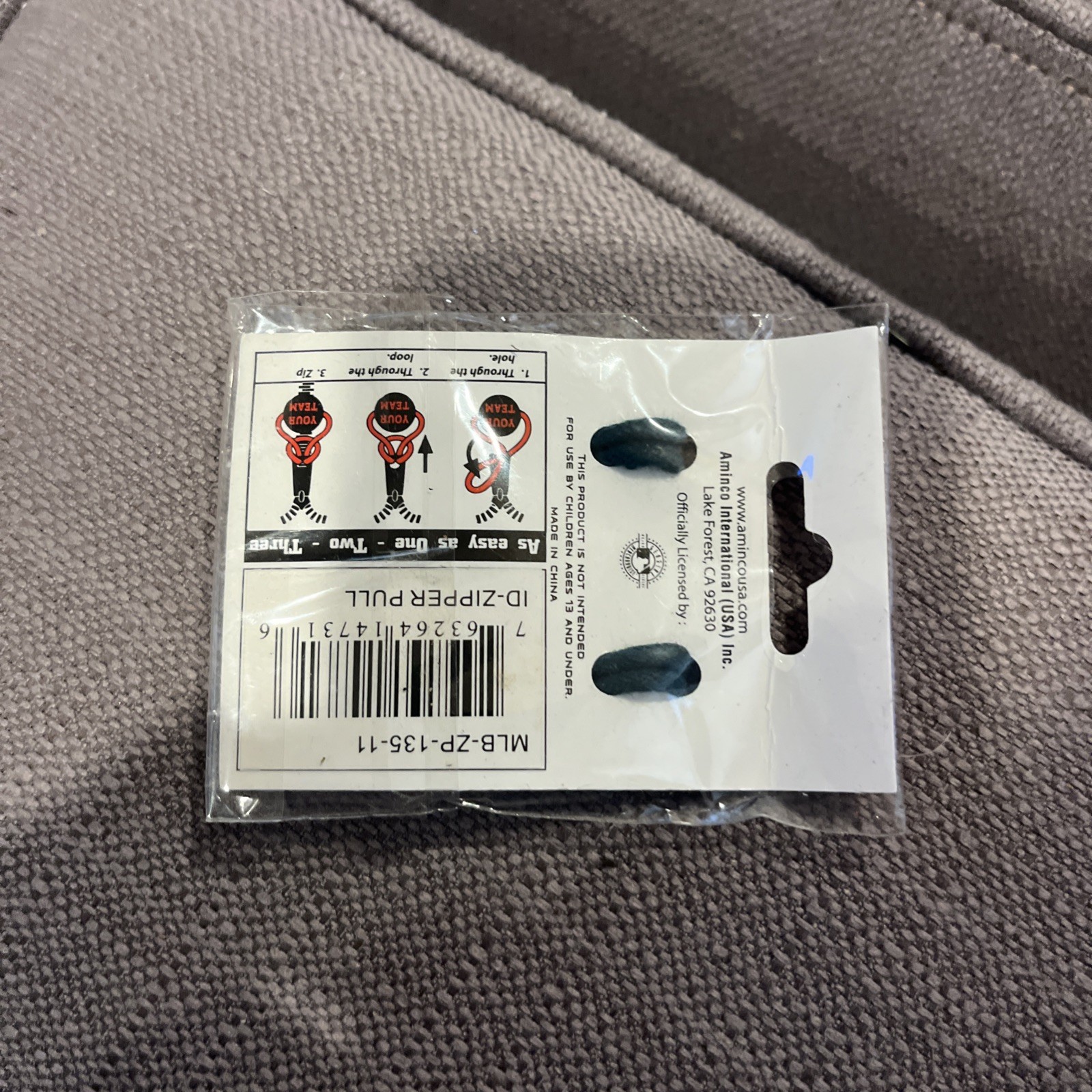 MLB Los Angeles Dodgers Baseball Team ID- Zipper Pull – 2 Pieces