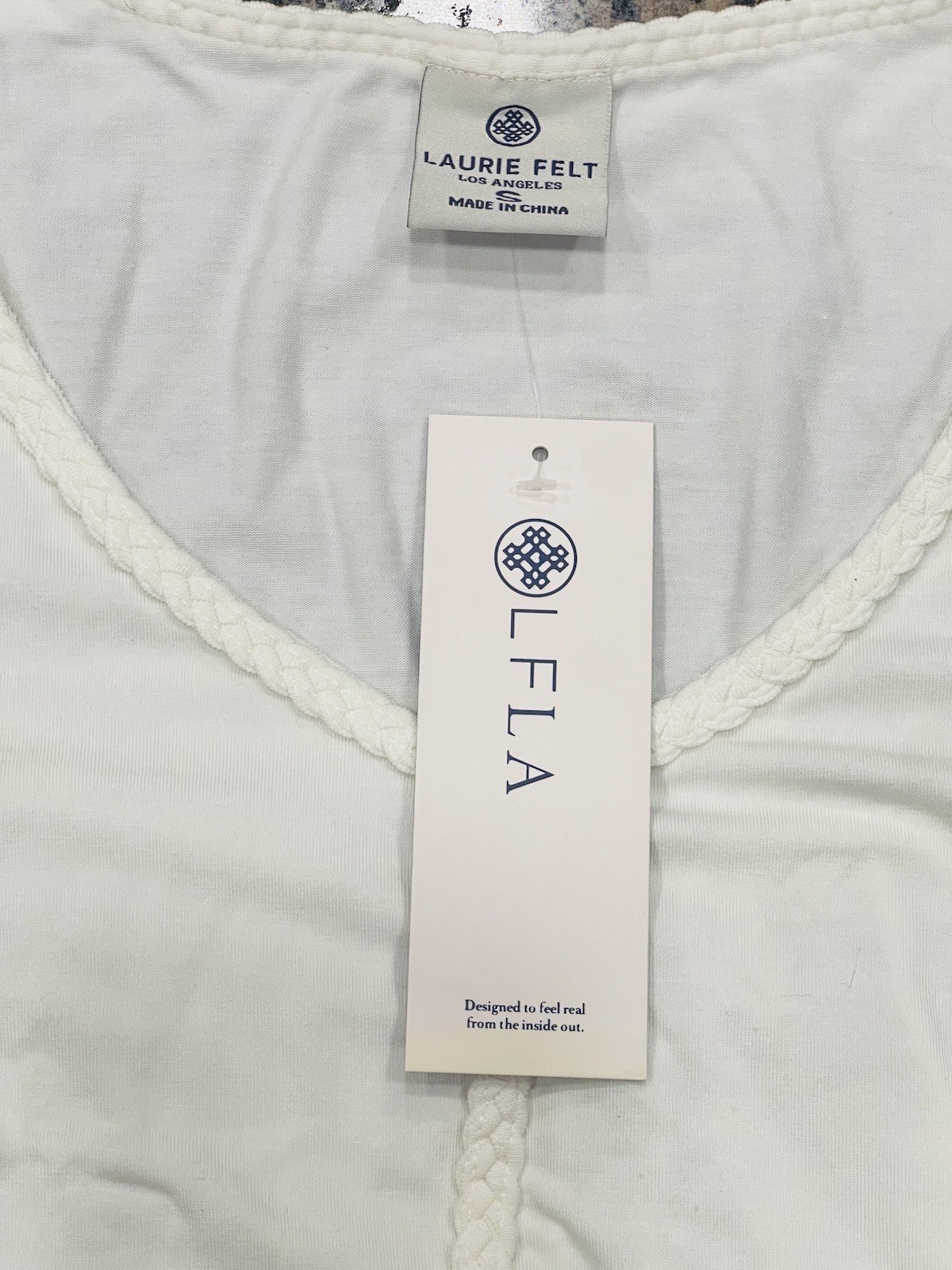 Laurie Felt Cotton Rayon Raglan Tee Size S Ivory A601914