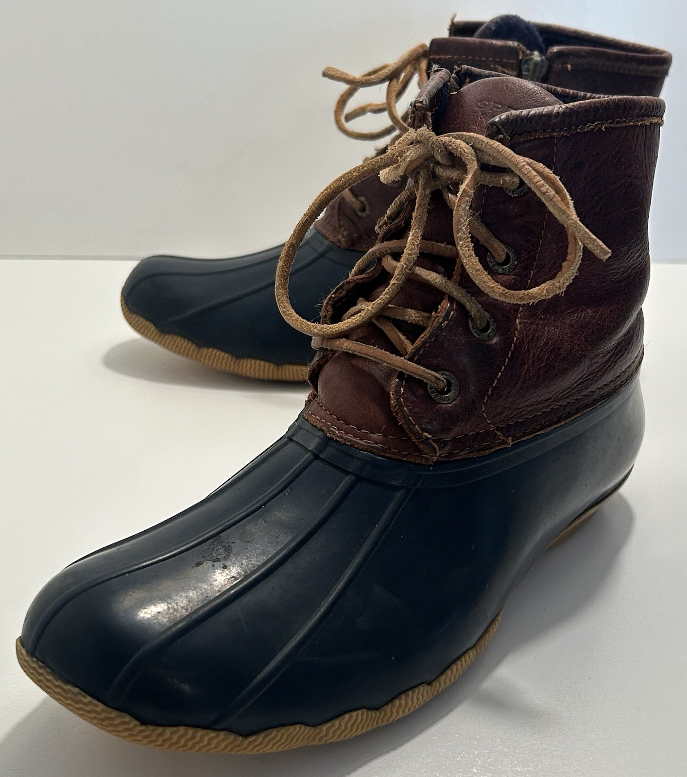 Sperry waterproof Rubber boot blue/brown size 8.5 closure zipper and lace-up