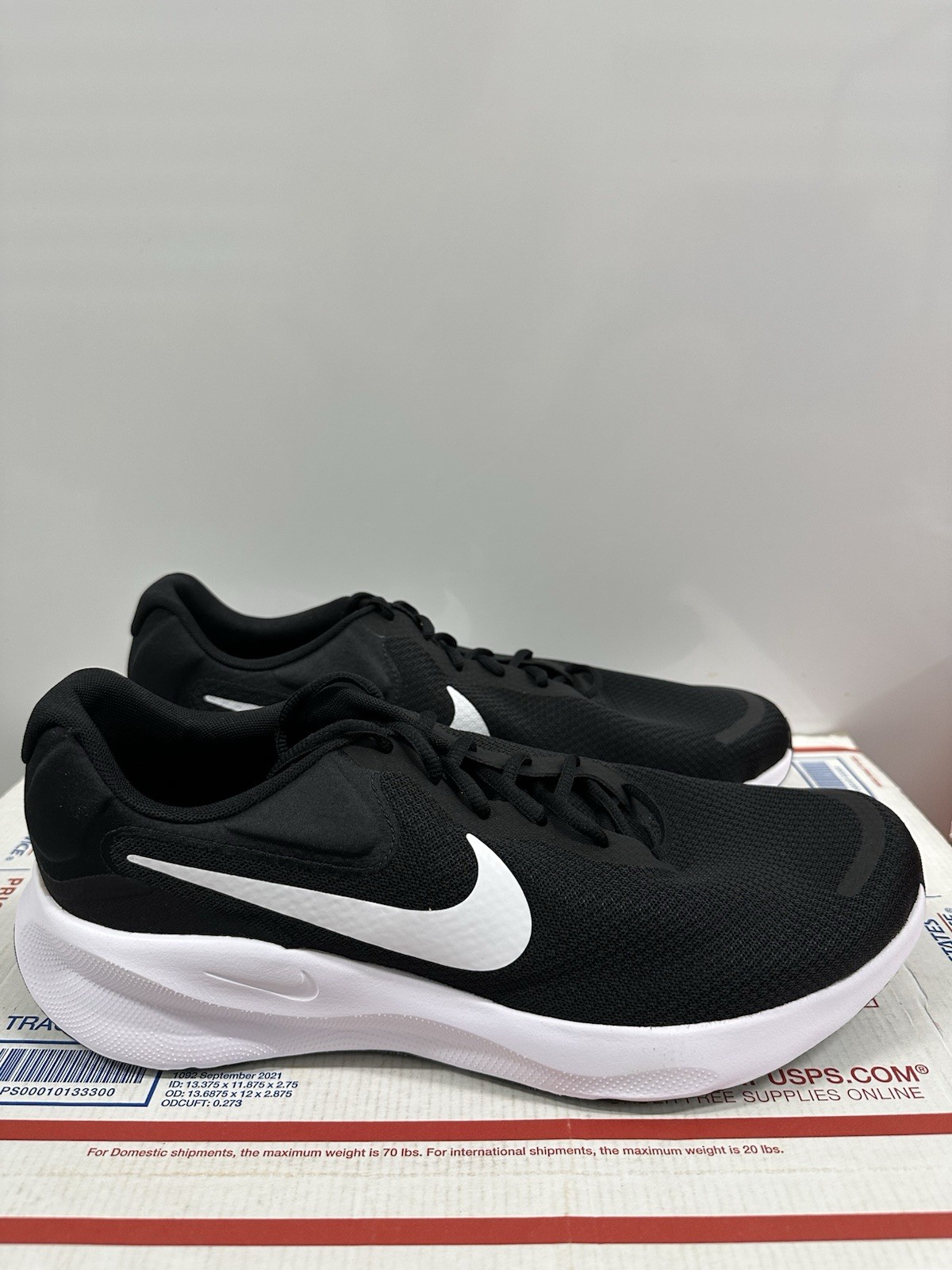Nike Revolution 7 Wide ‘Black White’ FB8501 002 Size 12