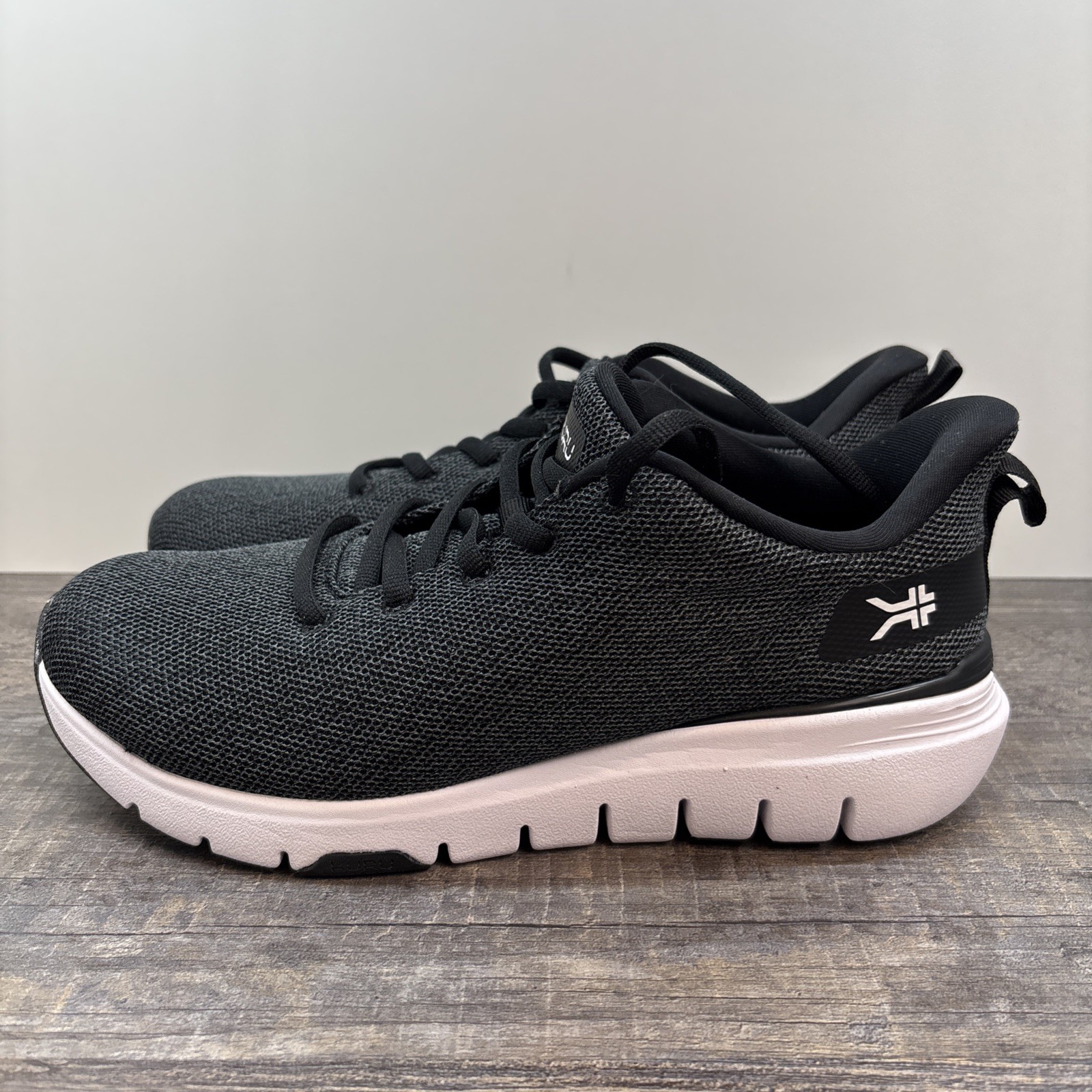 Kuru Flex Via Women’s 8 Wide Sneaker Jet Black White Mesh Lace Up Shoe Running