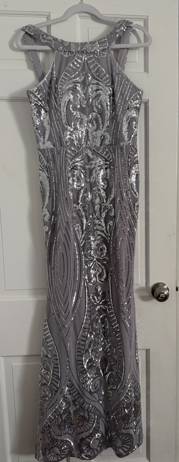 Brand New (NWT) Silver Sequin Formal Gown Floor Length Halter Neck, Size 8
