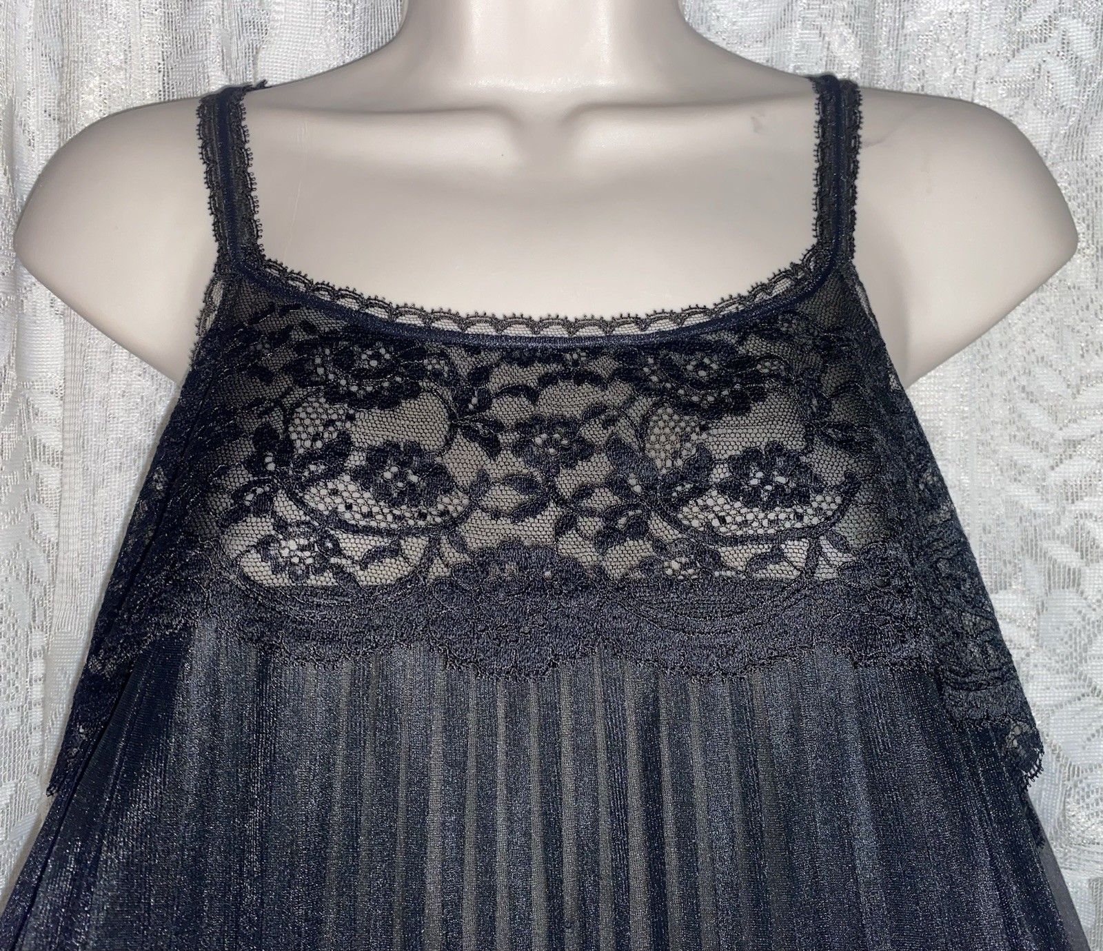 Vtg S Black Charmode Db Pleated Sheer Chiffon Nightgown w Lace Overlay Bodice