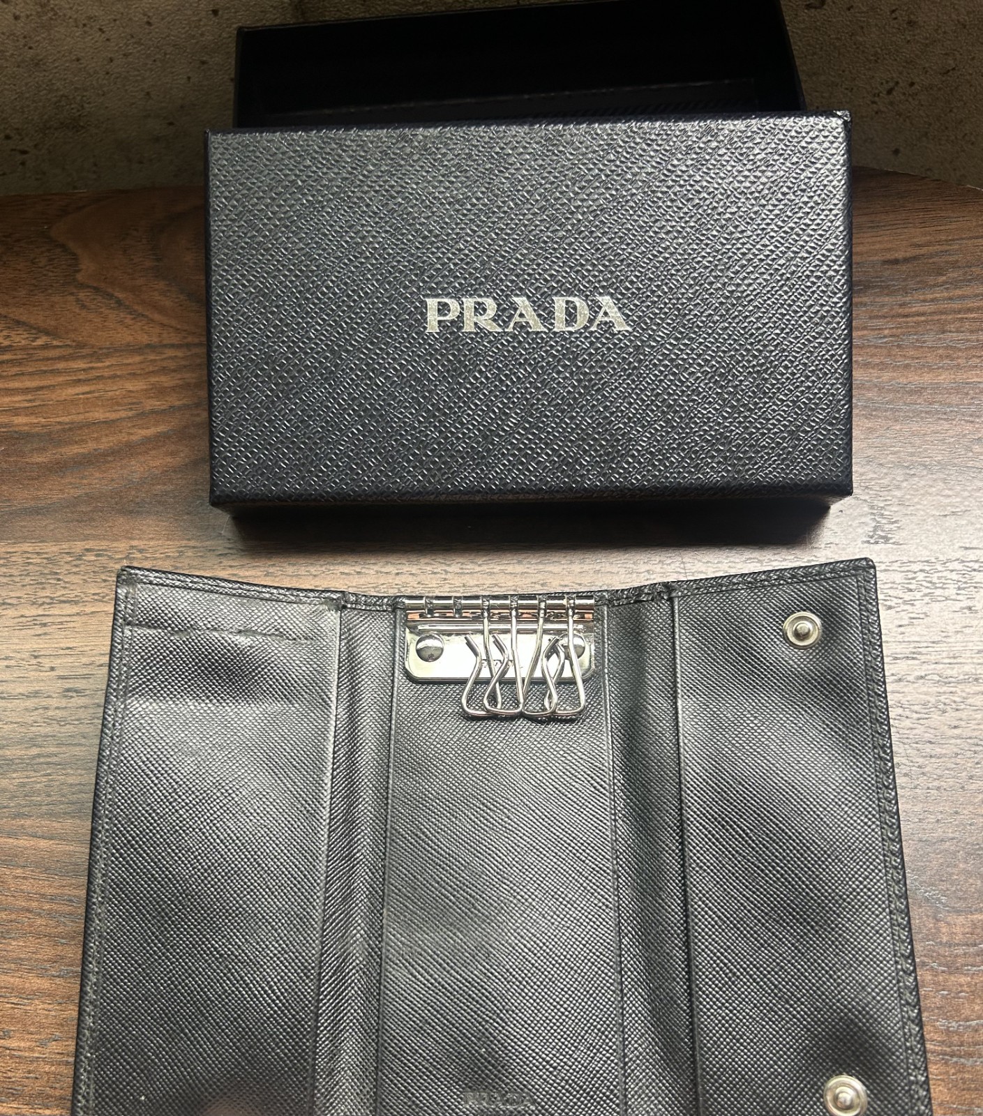 PRADA Saffiano Leather 6 Ring Key Case Black 2M0223 NERO w/ Box Card Authentic