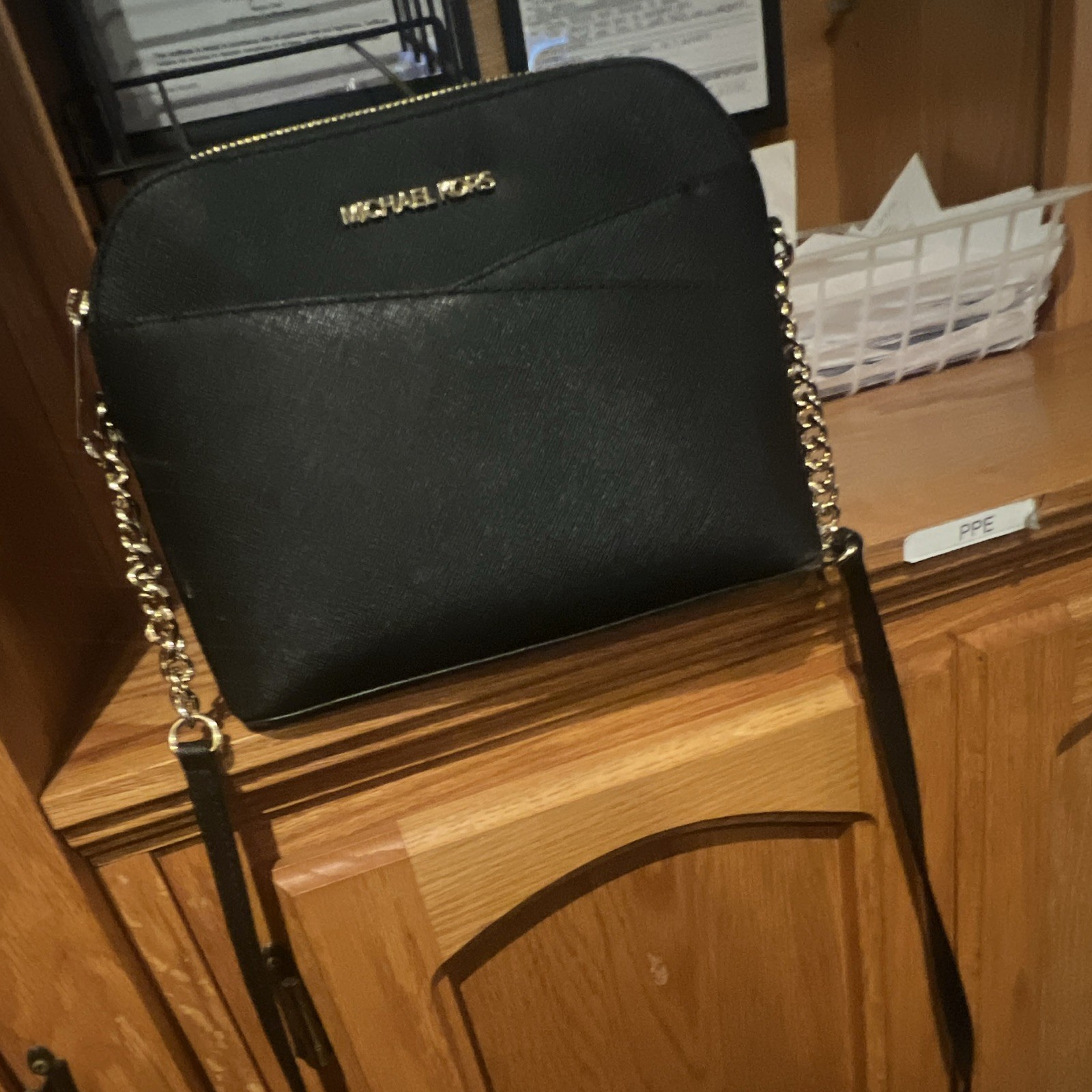 Michael Kors Black Crossbody Bag Zip Closure Gold-Tone Chain Detachable Strap