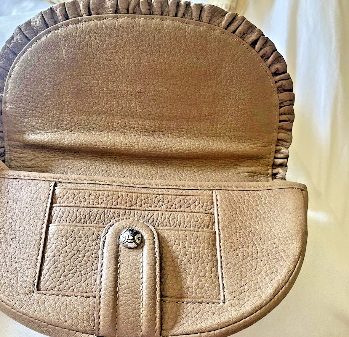 NWOT Brighton, Half Circle, Frilled Leather Wallet, Cross Body Purse Chain