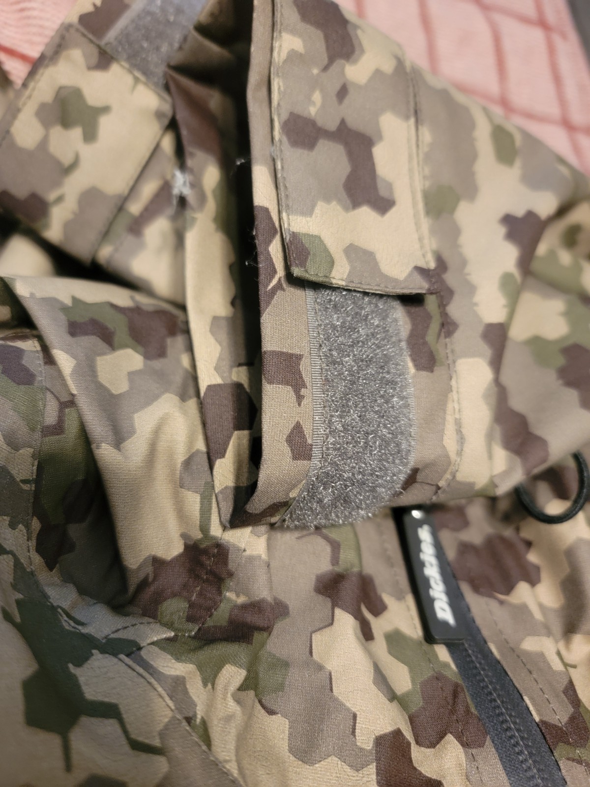 Dickies Camo Softshell Hooded Jacket Men’s Large New With Tags NWT Full Zip