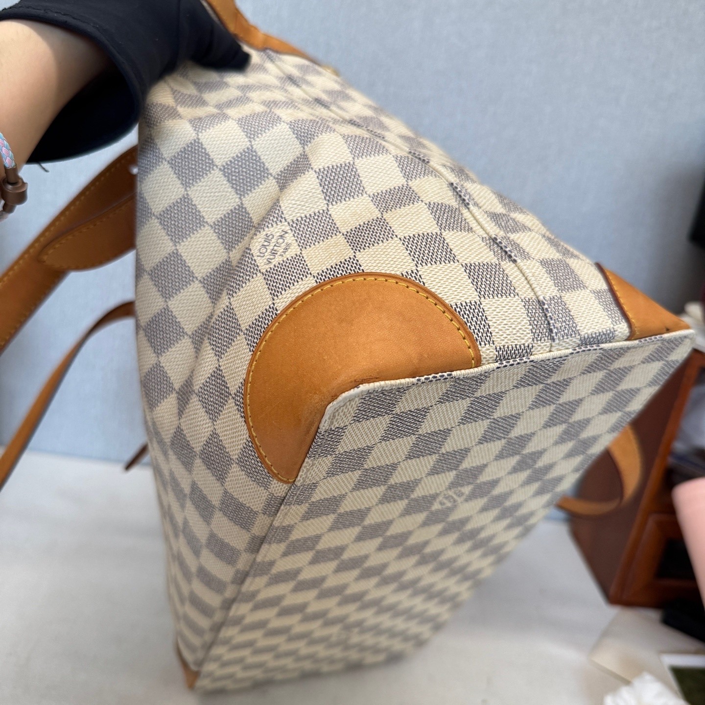 Louis Vuitton Pre-Owned Authentic Tote 35*29*17cm Free Tracked Shipping
