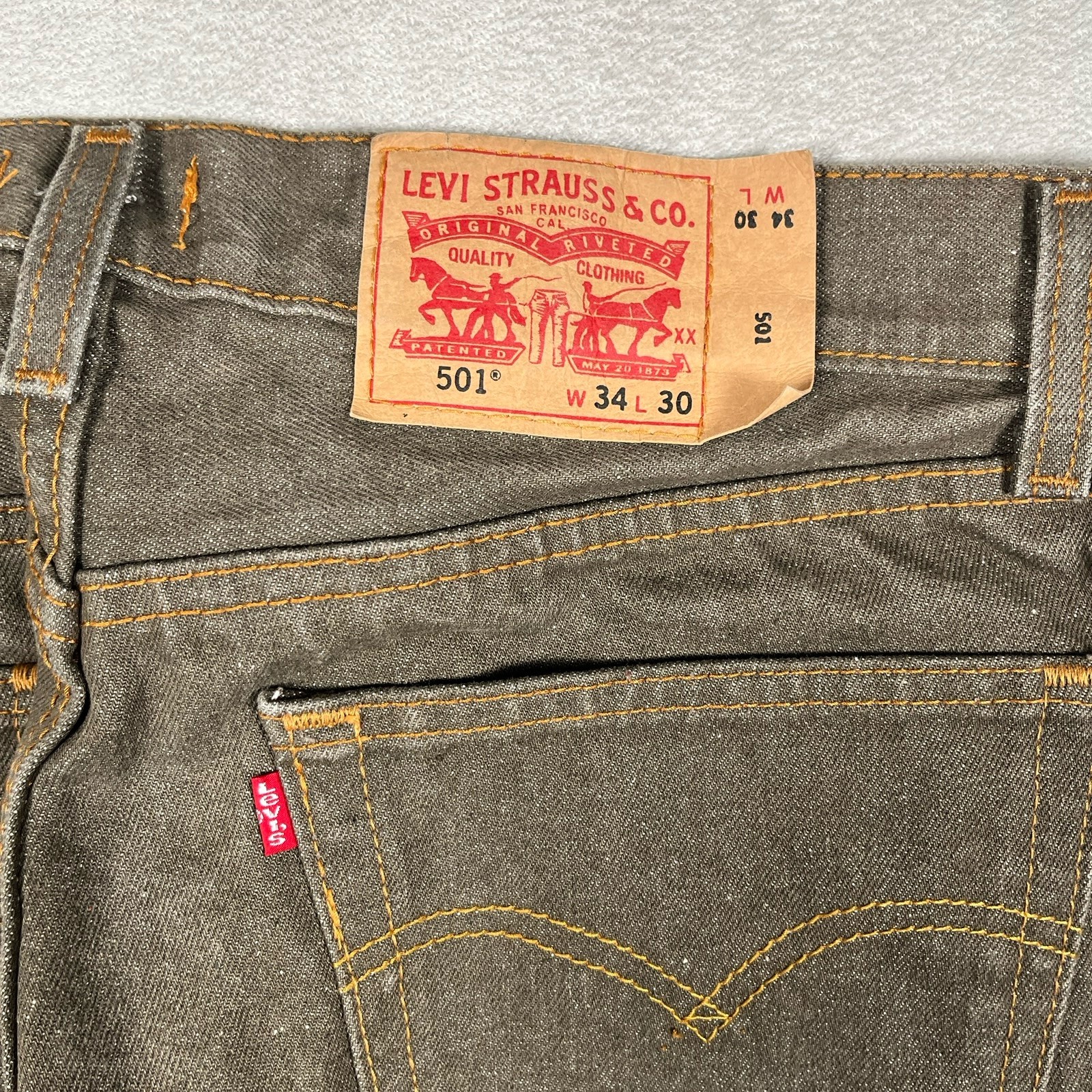 Vintage Levi’s 501 Jeans Men 34×30 Brown Button Fly Straight Leg