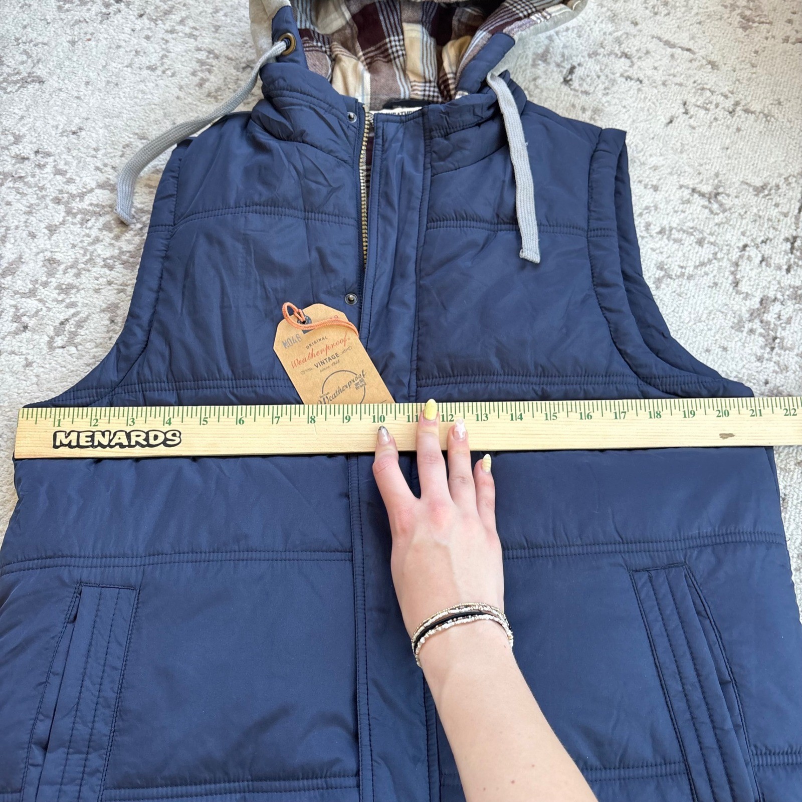 Weatherproof Vintage Mens Hooded Puffer Vest Navy Blue Plaid Lined size Small