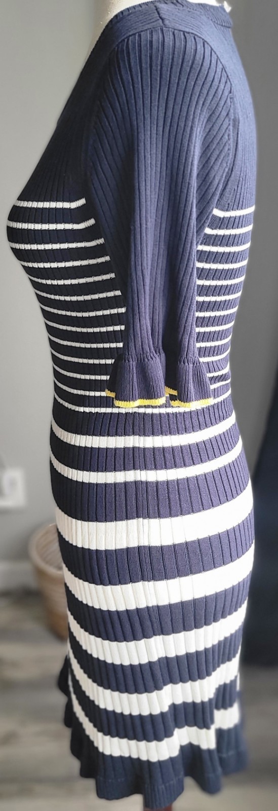 Free Assembly Ribbed Knit Dress Navy White Striped Ruffle Hem Size M NWT