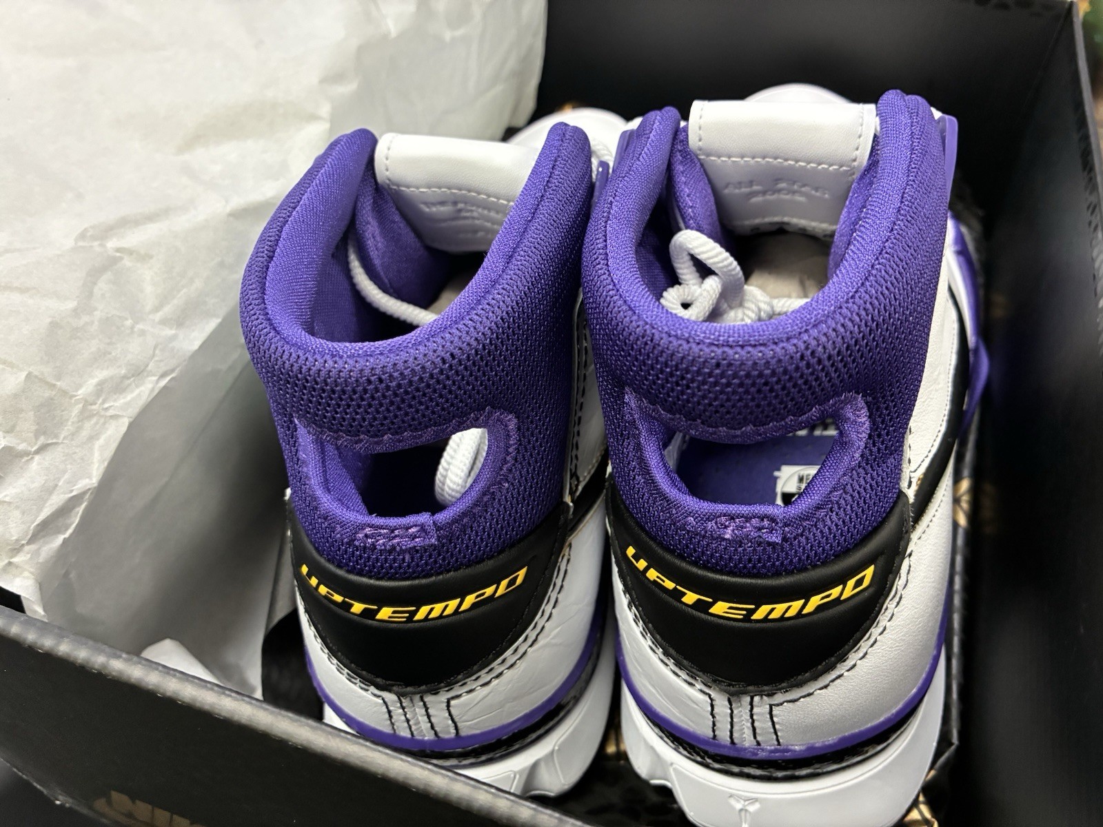 Nike Zoom Kobe 1 Protro “81 Points” White/Black/Purple Mid Top IM0542-100