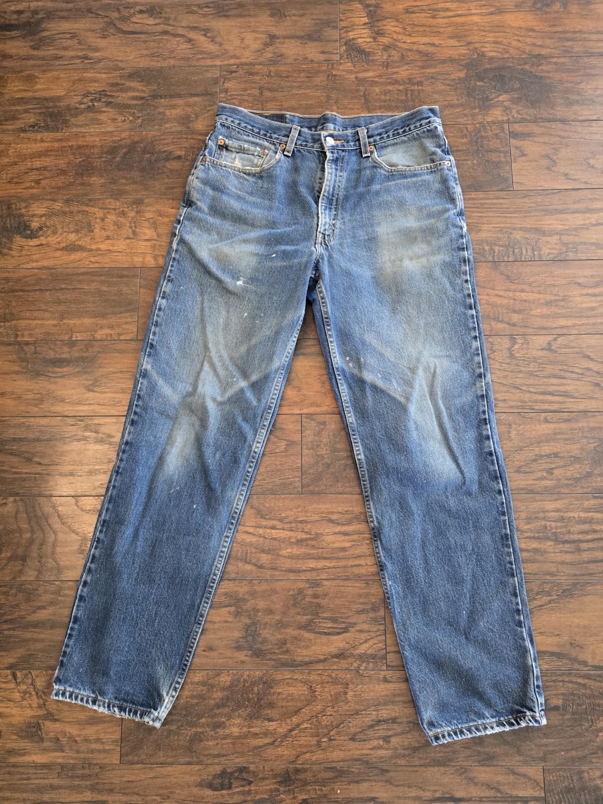Levi’s 550 Relaxed Fit men’s jeans size 34×32. Paint Stains.LL-509. 1990