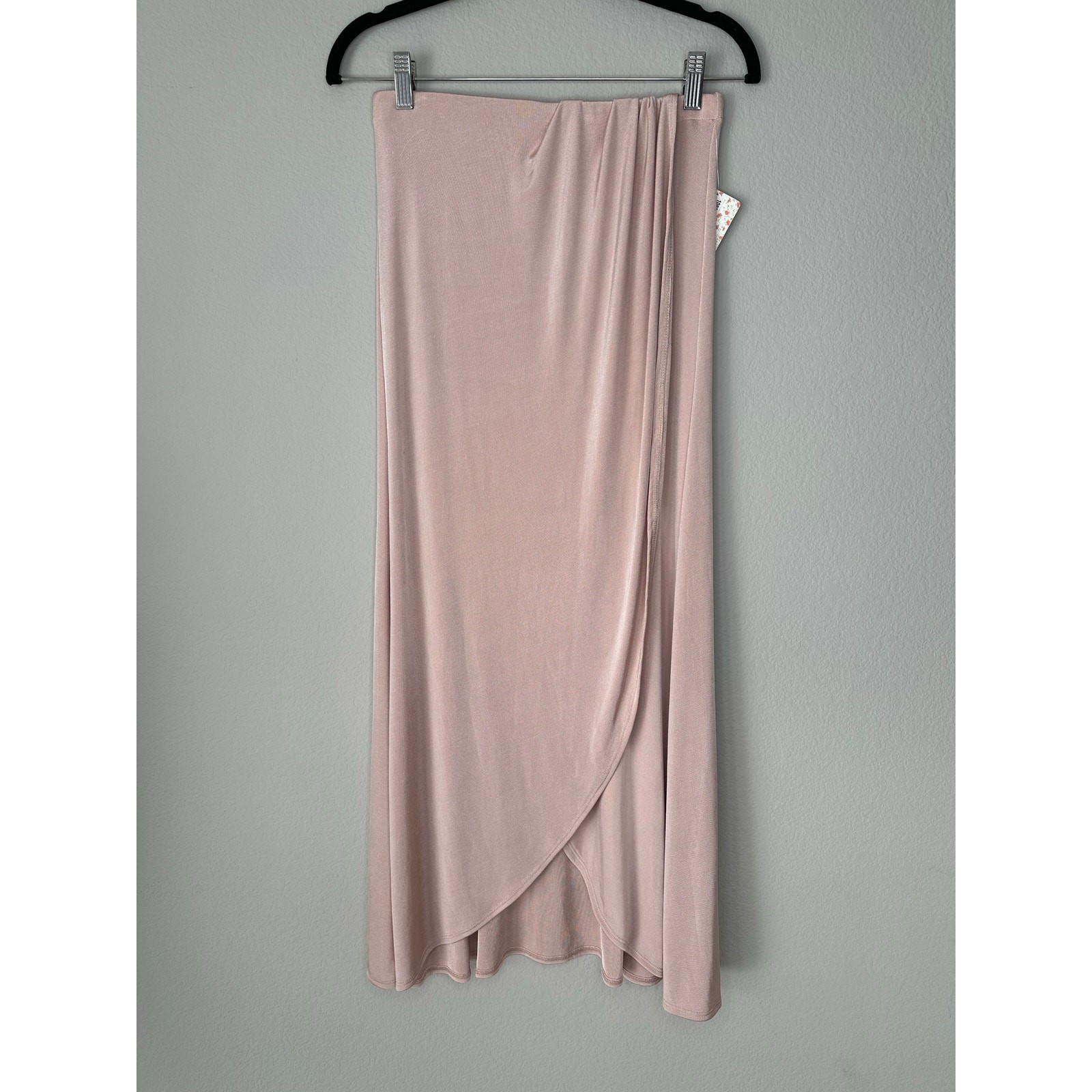 FREE PEOPLE NWT Light Pink Silky Jersey Tulip Wrap Maxi Skirt Women’s Size XS
