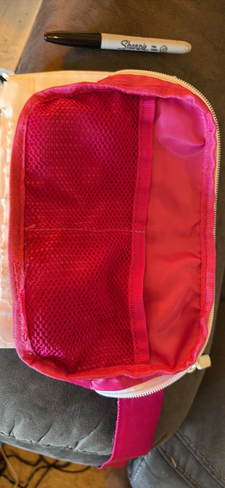 WOLFpak CROSSBODY PACK PINK GODDESS