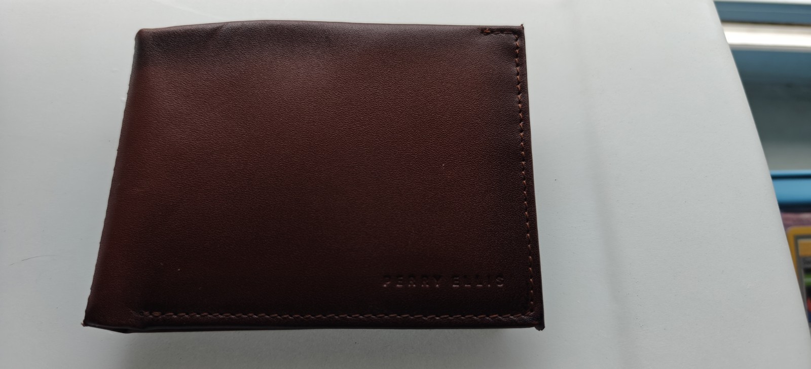 Perry Ellis Portfolio Men’s Passcase with Removable ID Wallet Tan Classic