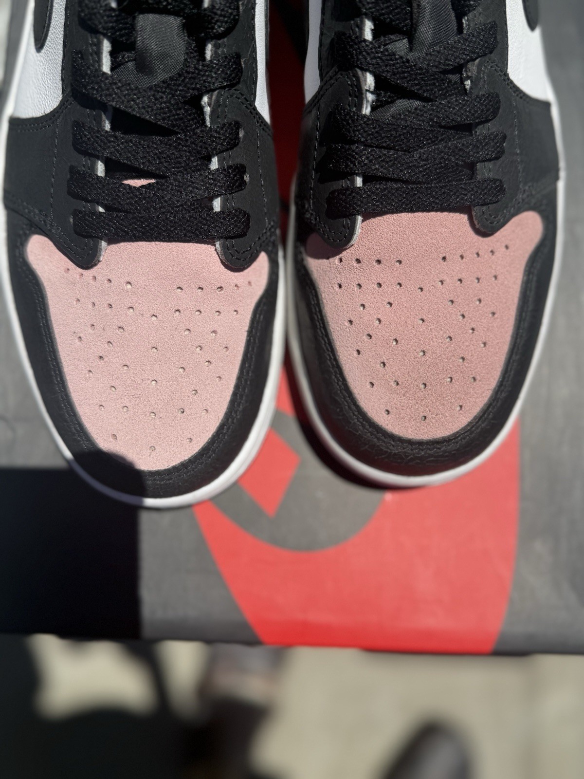 Jordan 1 Low Bleached Coral Size 10.5m