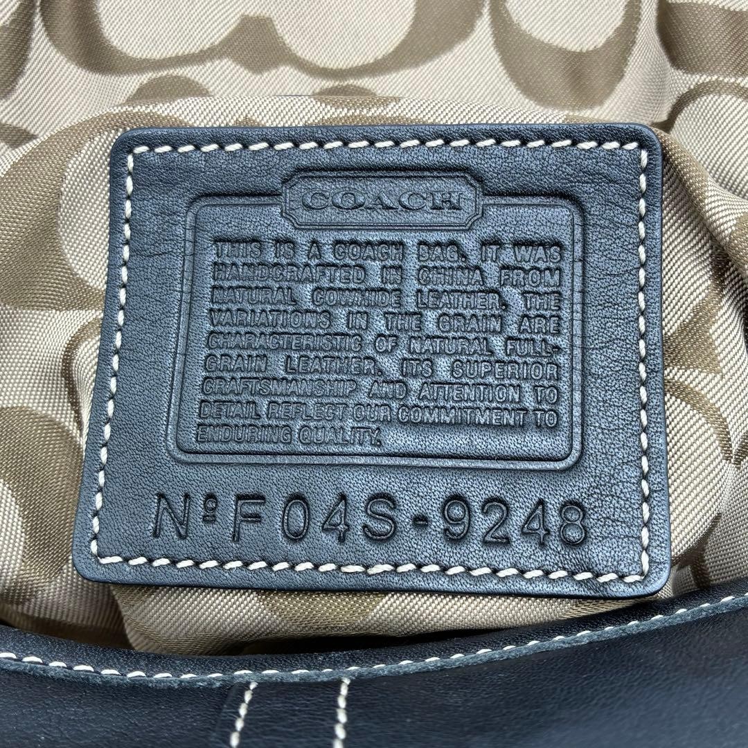 COACH Soho Hobo Shoulder Bag Black Leather Pre-Owned Charm Included 31x17x7 cm