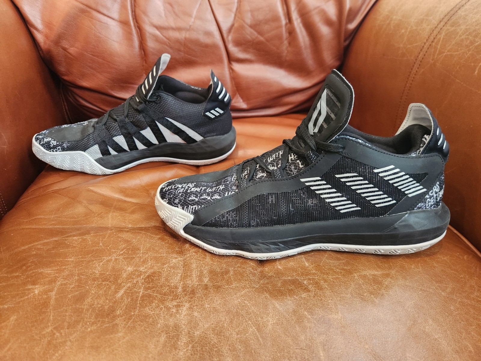 Adidas Dame 6 Core Black White Hecklers Get Dealt With EXCELLENT CONDITION M 9.5