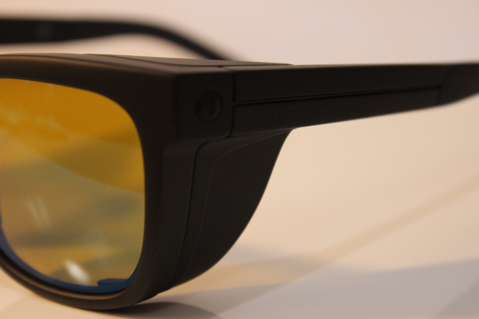 NIB ELECTRIC ” 12 ” MATTE BLACK / YELLOW POLAR PRO