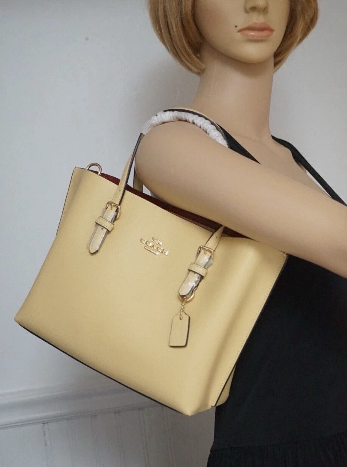 NWT COACH MOLLIE C4084 Tote 25 Crossbody Handbag In VANILLA Pebble-Leather Gold