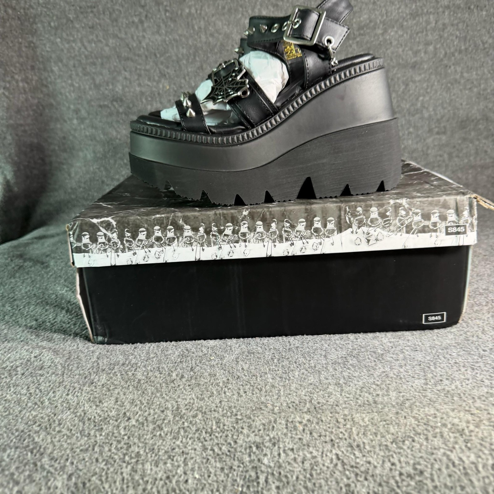 Demonia Shaker-13 Sandals Shoes Womens Size 5 Black Vegan Wedge Platform Spikes