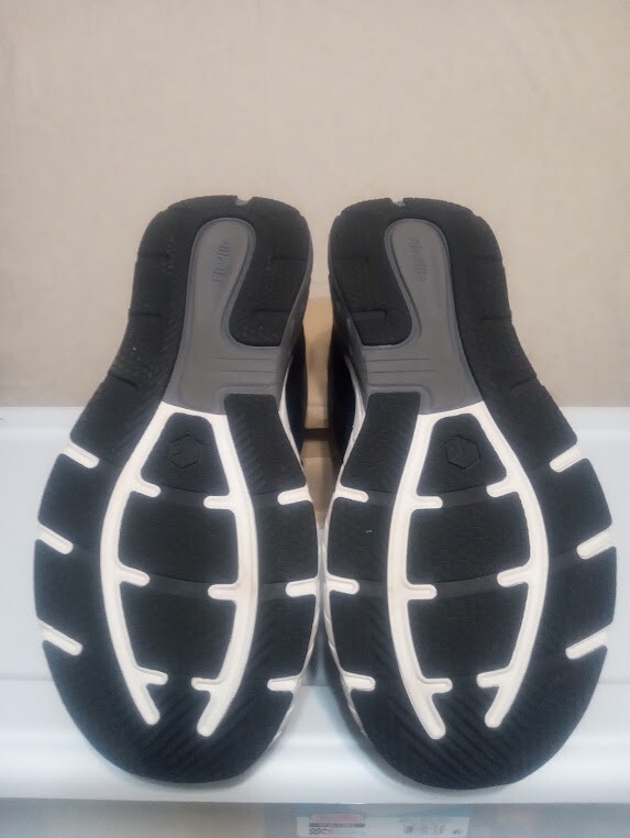 Black & Grey FitVille Sneakers | Perfect for walking or everyday comfort NWOT