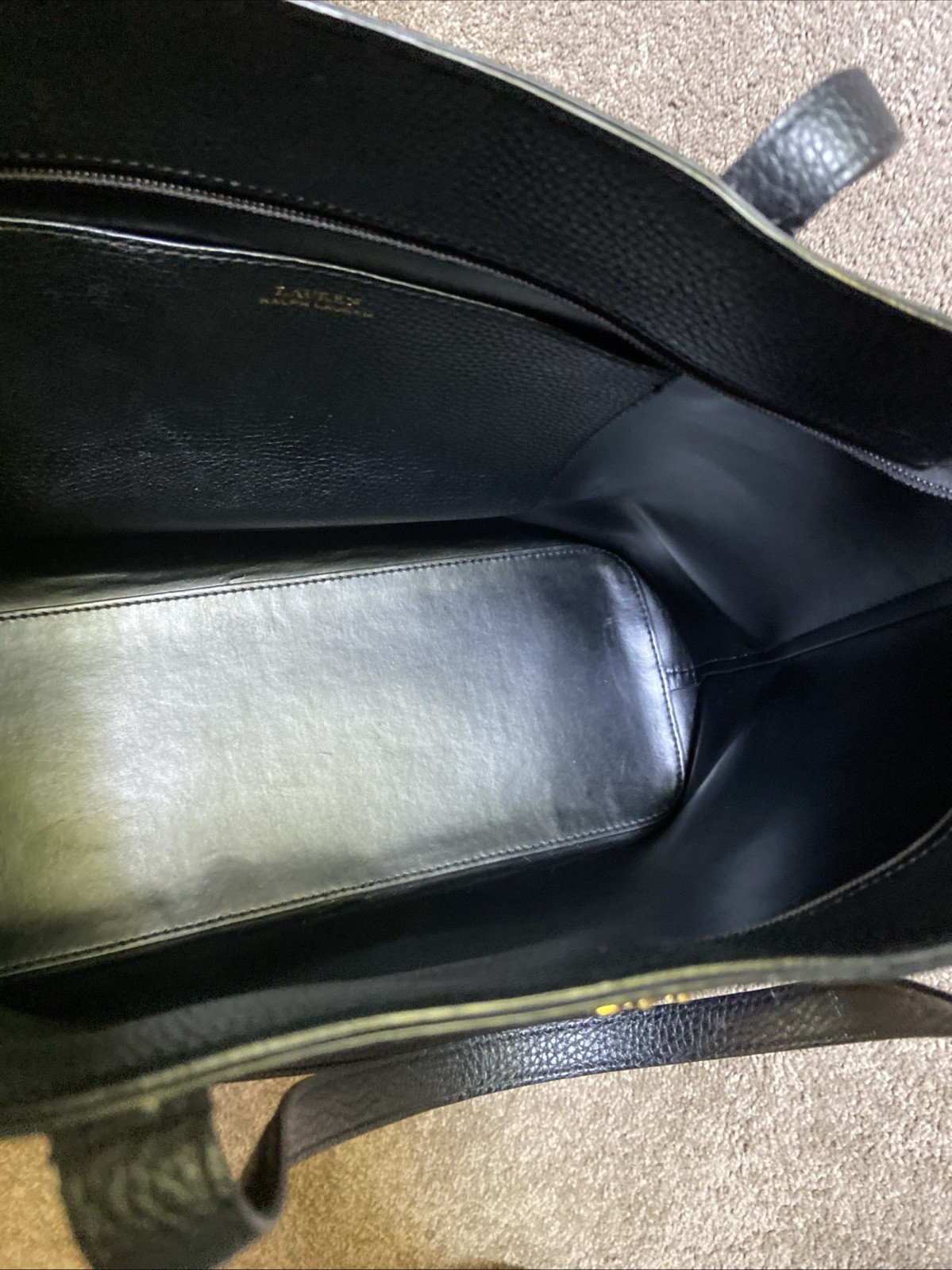 Lauren Ralph Lauren Black Med Size 100% Polyurethane Tote Classy Classic