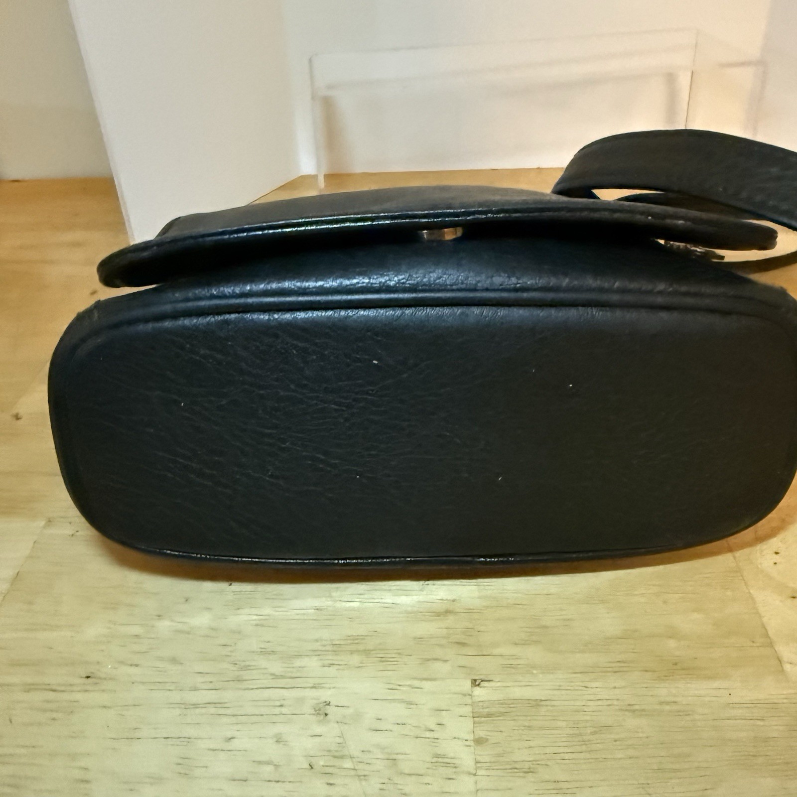 Coach 1997 Vintage G7M-4929 Sonoma Small Full Flap Black USA Full Grain Cowhide
