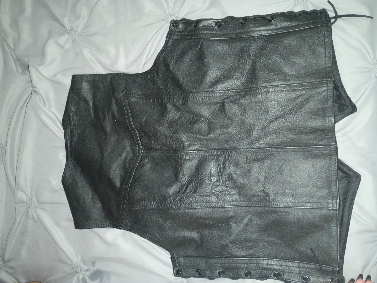 A-1 Genuine Leather Biker Vest Men’s Size 40 Front Snaps Side Ties 4 Pockets