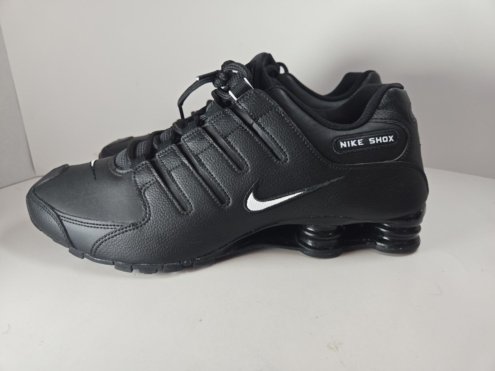 Nike Shox NZ EU Black – White 501524-091 Men’s Size 13 UK 12 EUR 47.5 Worn Once